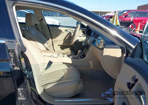 2009 Mercedes-Benz Cls 550 из США, поврежденный, VIN WDDDJ72XX9A150454